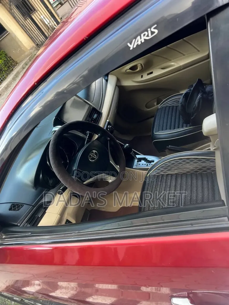 Toyota Yaris 2014 Red
