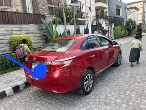 Toyota Yaris 2014 Red