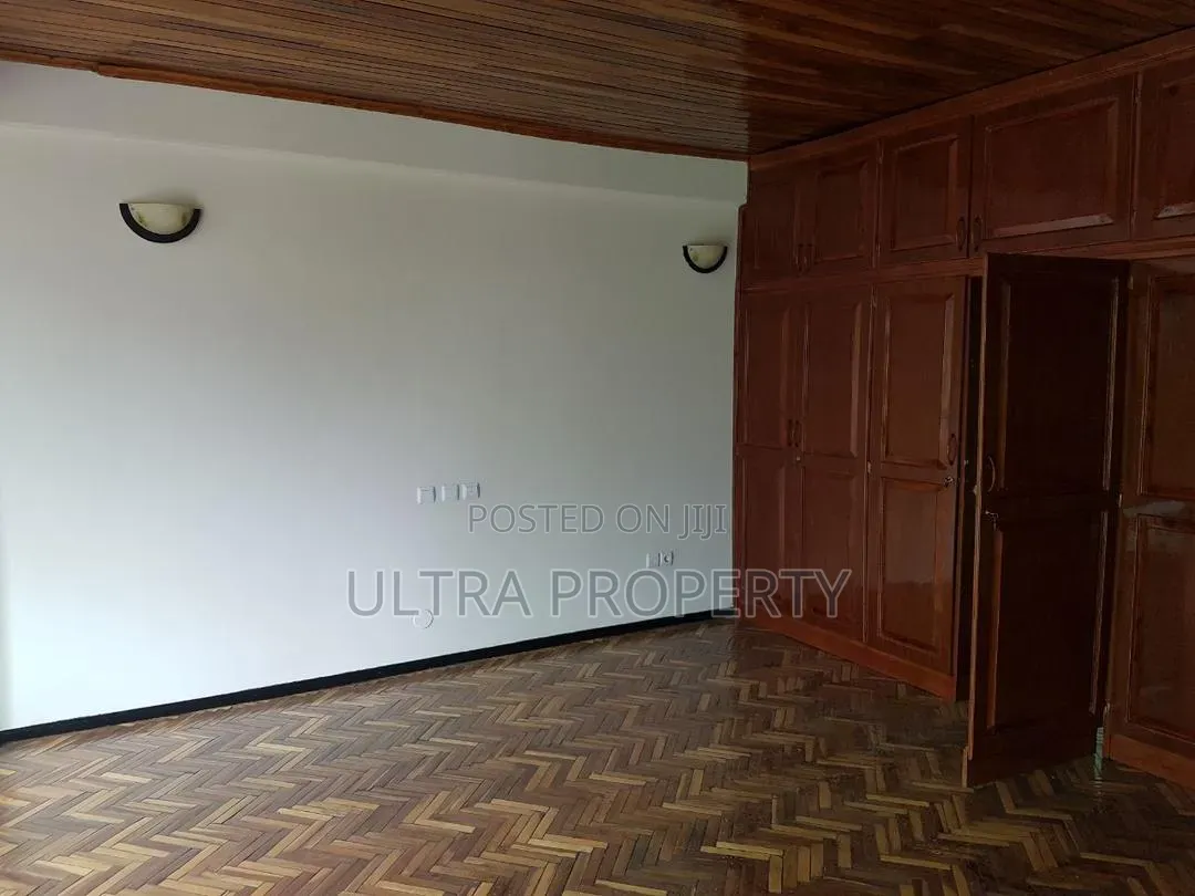 3bdrm House in Bole for sale