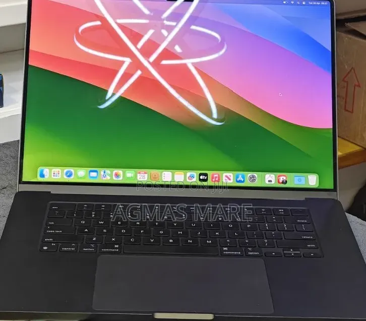 New Apple MacBook Pro 2023 M3 Pro 16-inch 32GB Apple M3 SSD 512GB