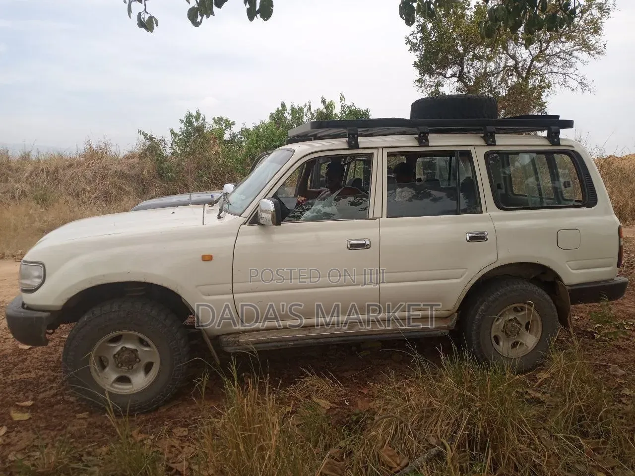 Toyota Land Cruiser 1993 White