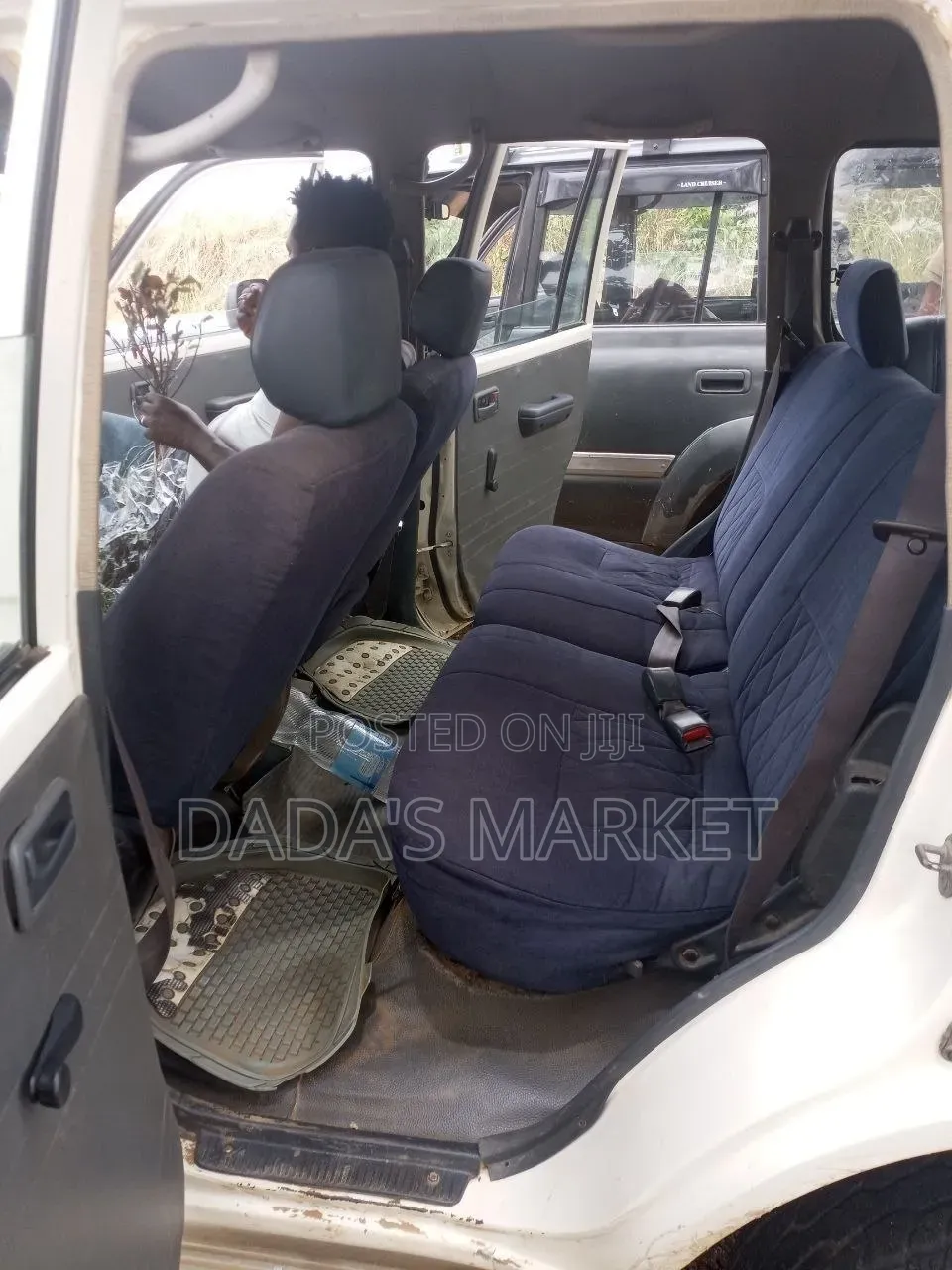 Toyota Land Cruiser 1993 White