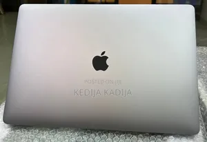 New Laptop Apple MacBook Pro 2017 16GB Intel Core i7 SSD 512GB