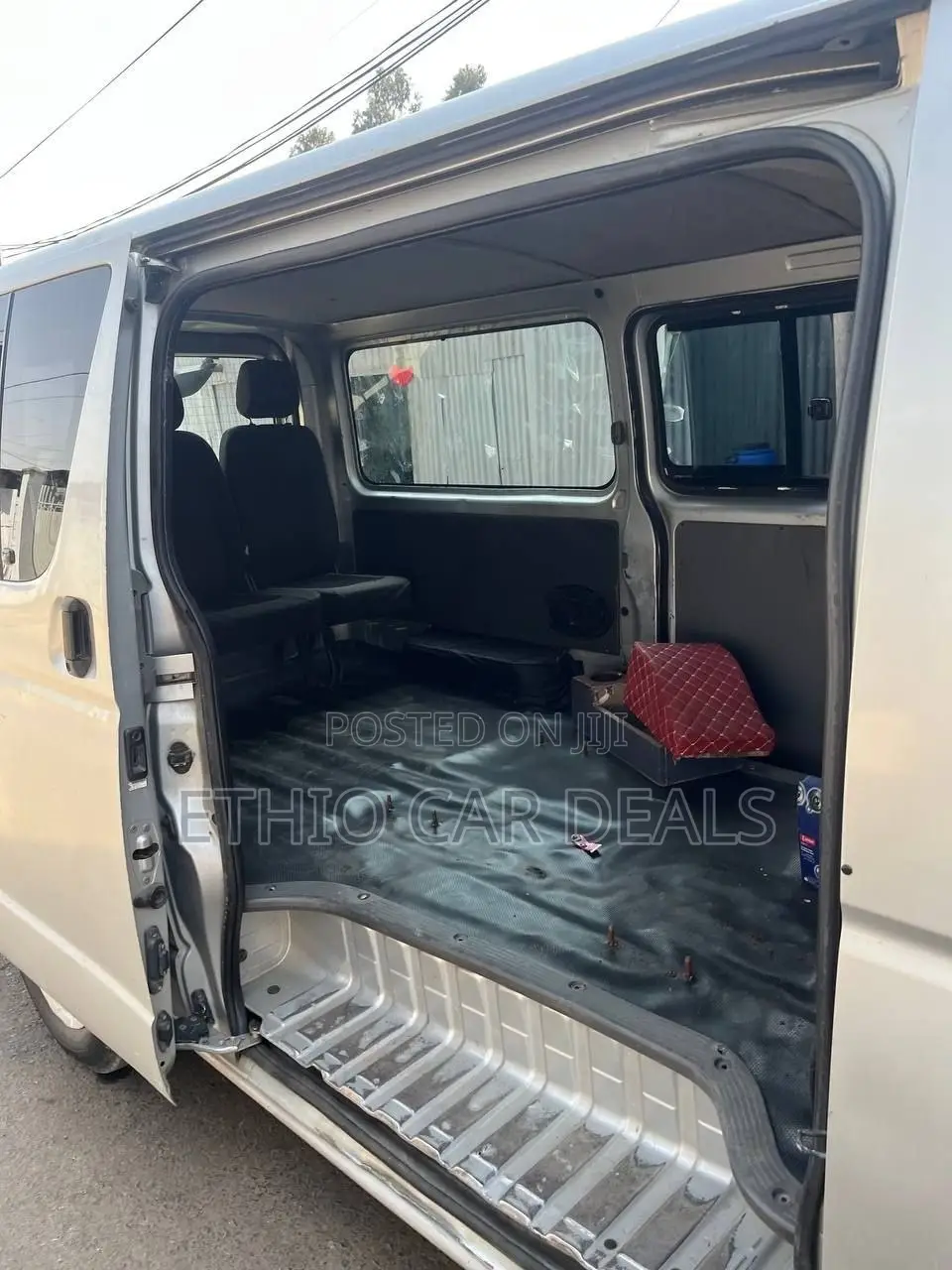 Toyota HiAce 2007 Silver