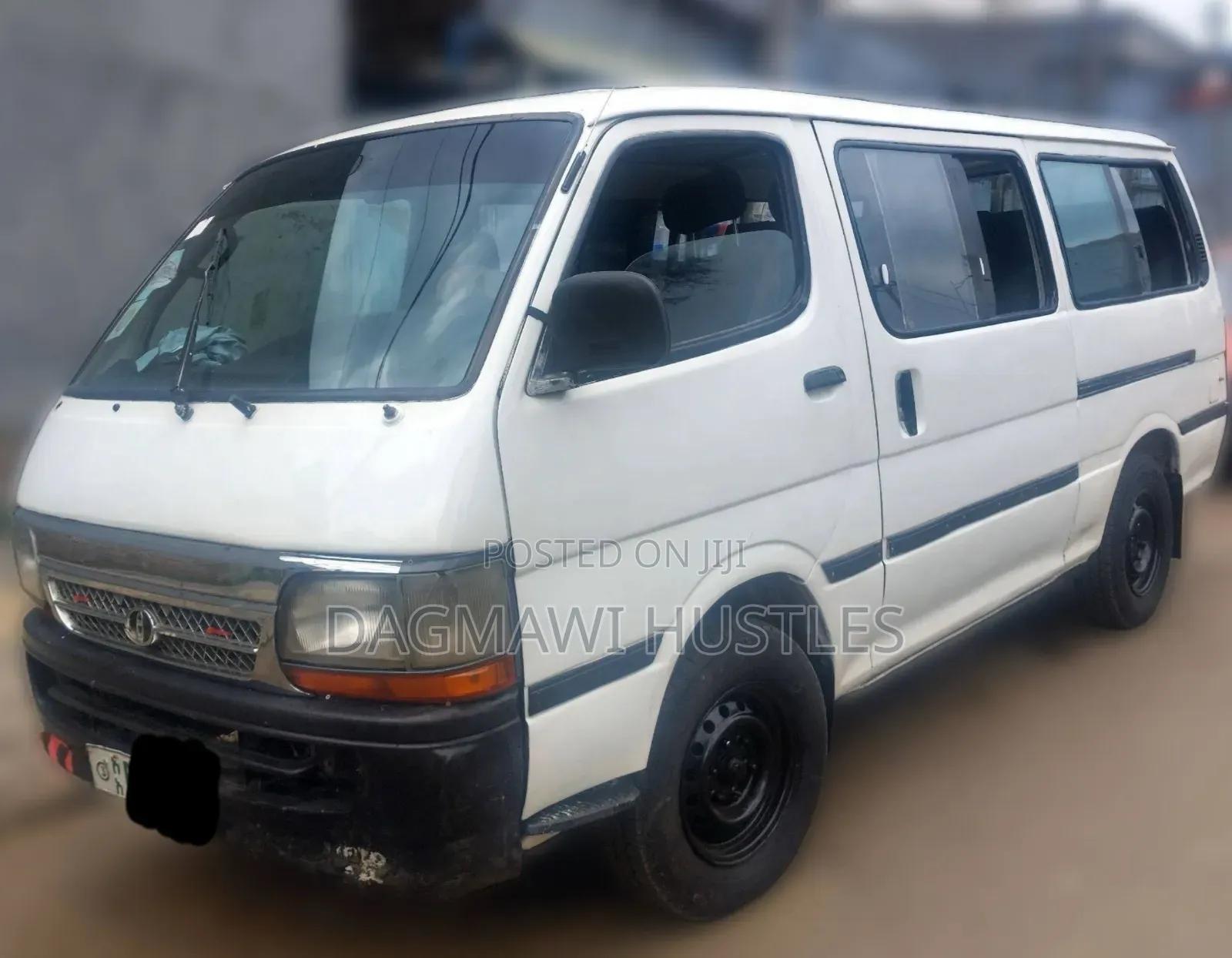 Toyota HiAce 2002 White