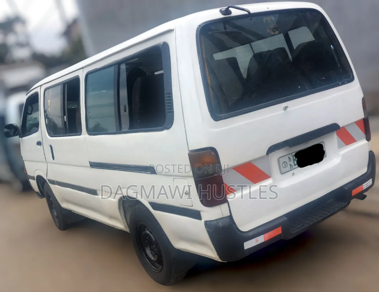 Toyota HiAce 2002 White
