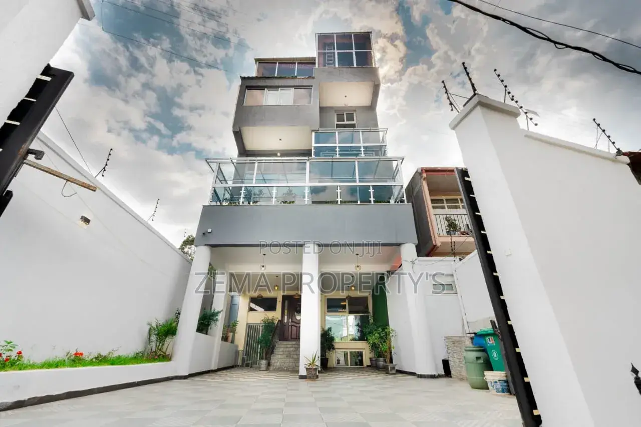 6bdrm House in Kirkos for rent