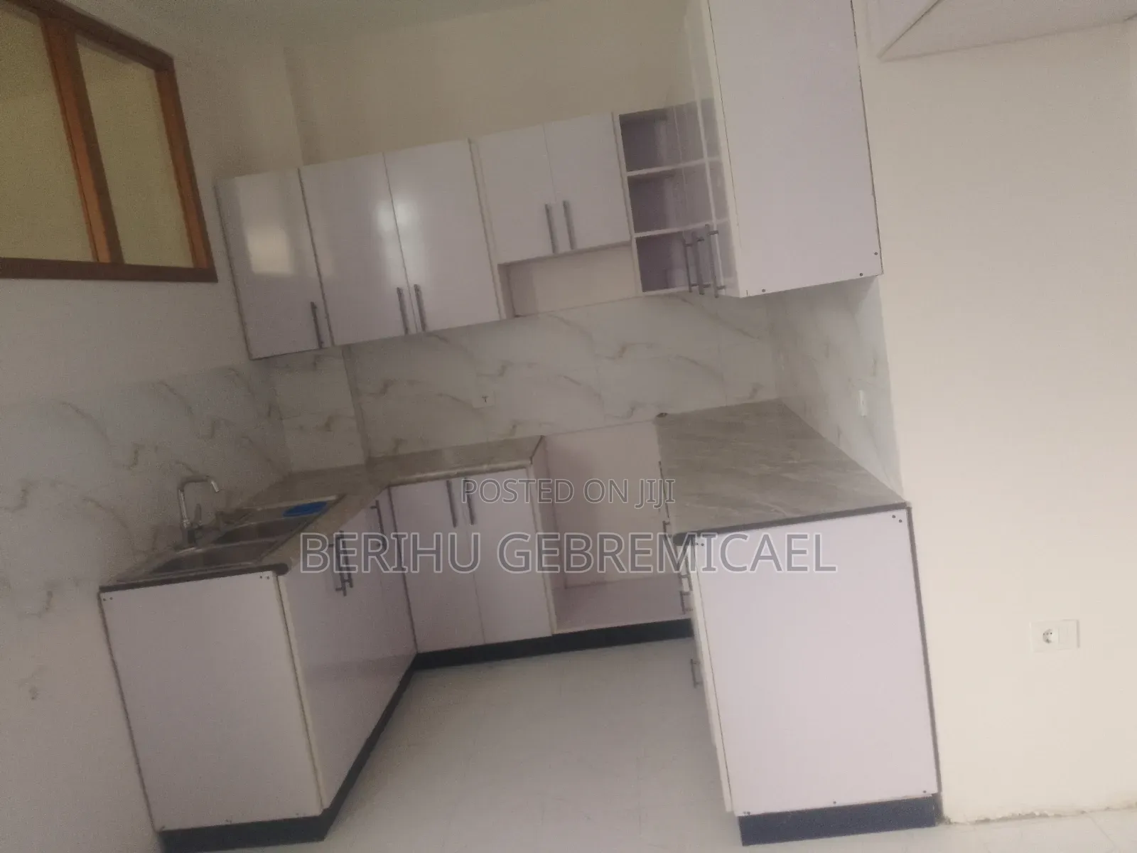 3bdrm Apartment in አያተ, Yeka for rent
