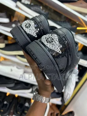 Nike Jordan 1 Retro Low Full Black Master Quality Flat Shoes for You