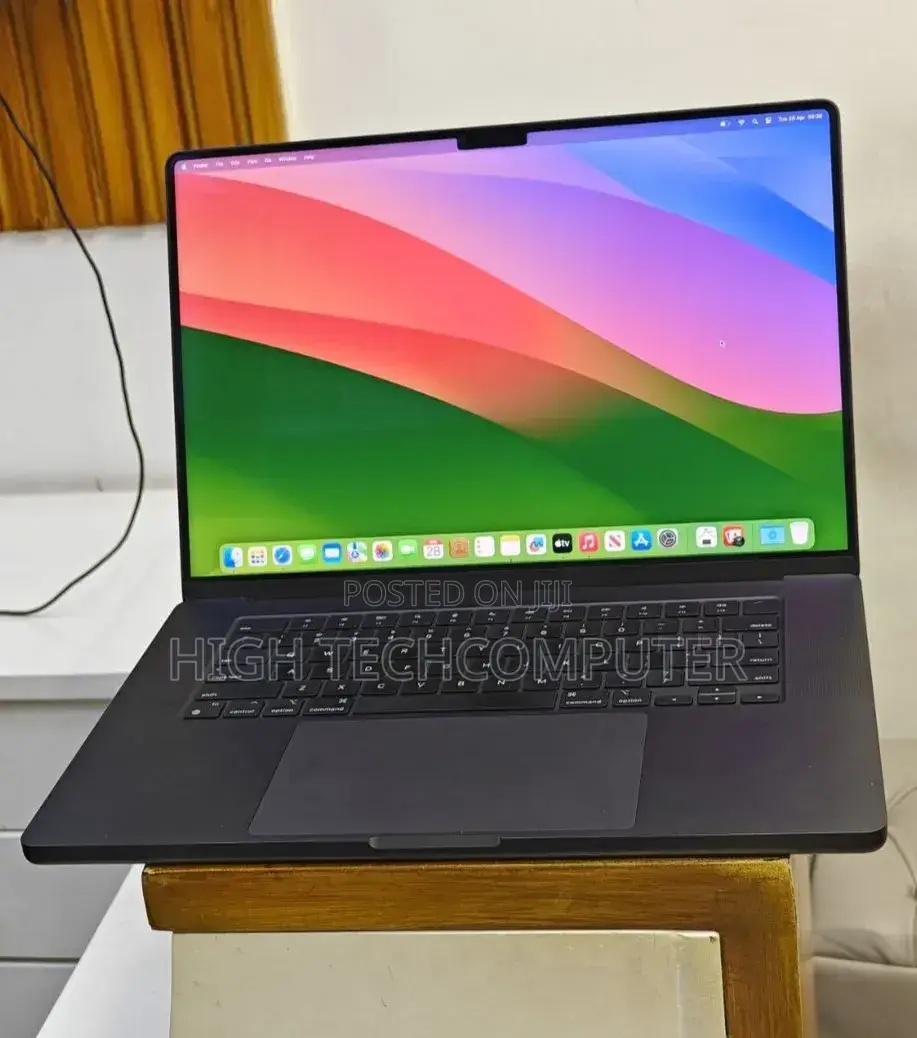 New Apple MacBook Pro 2023 M3 Max 16-inch 36GB Apple M3 Pro SSD 512GB