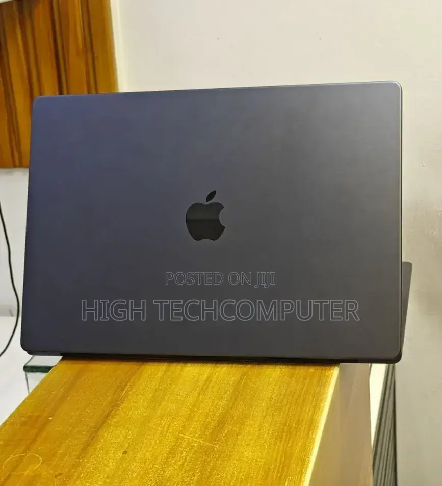 New Apple MacBook Pro 2023 M3 Max 16-inch 36GB Apple M3 Pro SSD 512GB
