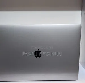 New Laptop Apple MacBook Pro 2019 32GB Intel Core i9 SSD 1T