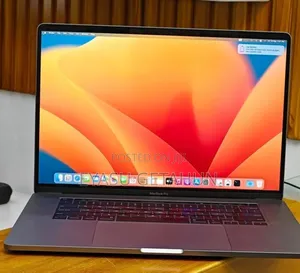 New Laptop Apple MacBook Pro 2019 16GB Intel Core i7 SSD 512GB