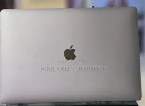 New Laptop Apple MacBook Pro 2018 32GB Intel Core i9 SSD 1T