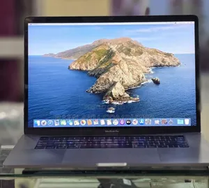 New Laptop Apple MacBook Pro 2018 32GB Intel Core i9 SSD 1T