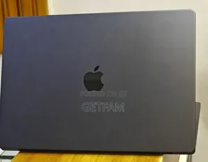 New Apple MacBook Air 2024 M3 15-inch 36GB Intel Core M3 SSD 512GB