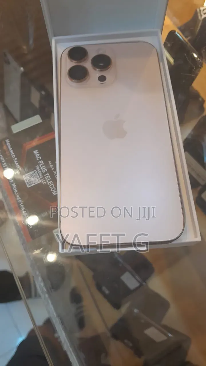 New Apple iPhone 16 Pro Max 256 GB White