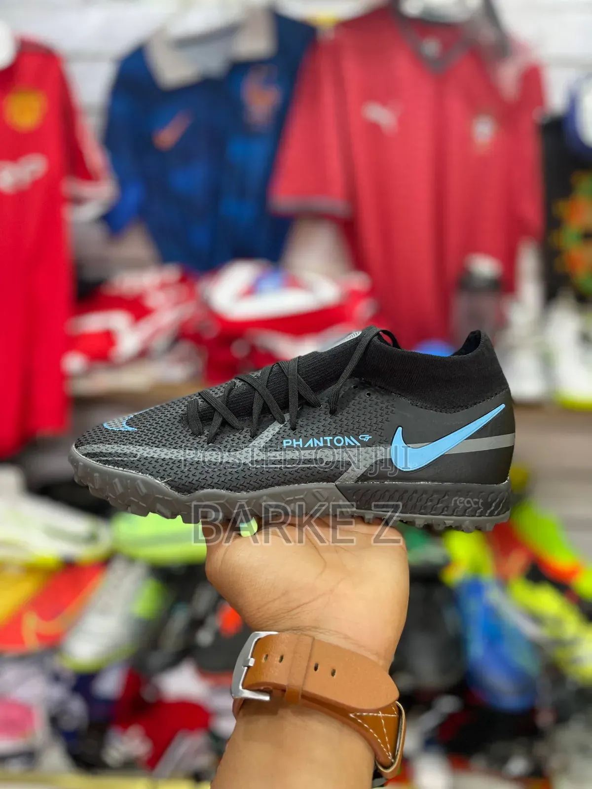 Nike Phantom Football Boots