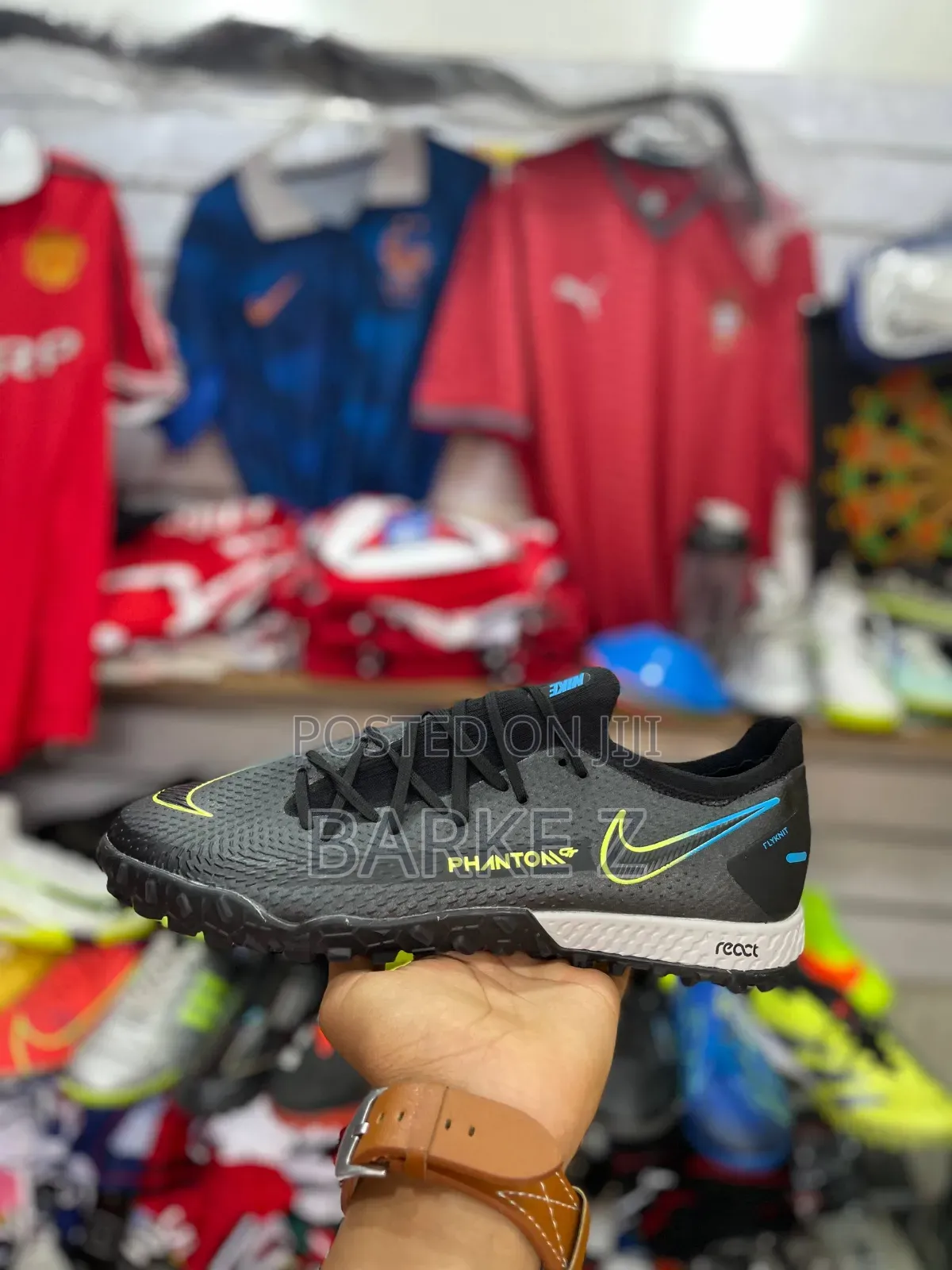 Nike Phantom Football Boots
