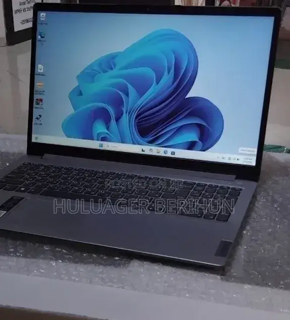 New Laptop Lenovo Ideapad 3 8GB AMD Ryzen 5 SSD 512GB