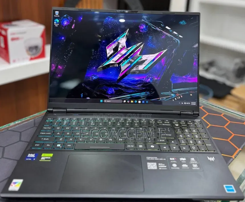 New Laptop Acer 32GB Intel Core Ultra 9 SSD 1T