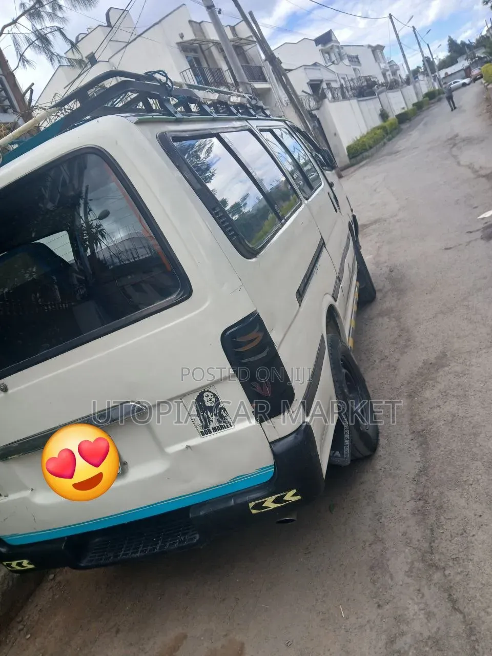 Toyota HiAce 1999 White