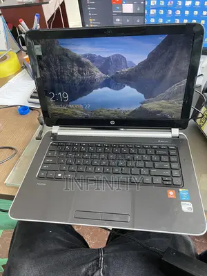 Laptop HP Pavilion 14 4GB Intel Core i5 HDD 500GB