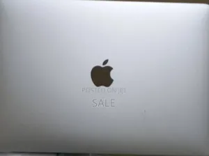 New Laptop Apple MacBook Pro 2017 8GB Intel Core i5 SSD 256GB