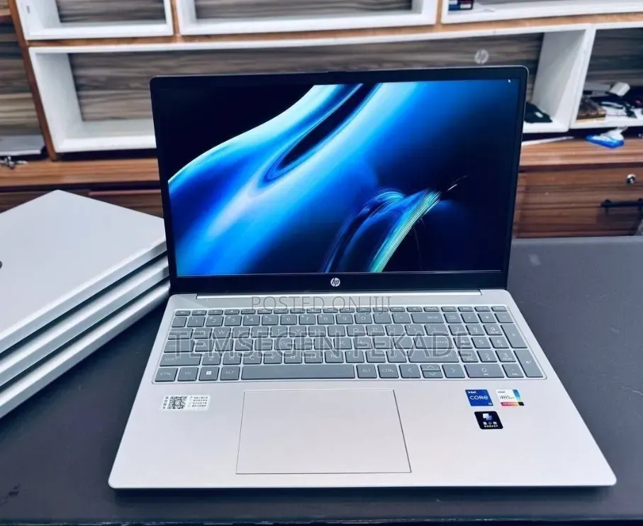New Laptop HP Stream Notebook 16GB Intel Core i5 SSD 1T