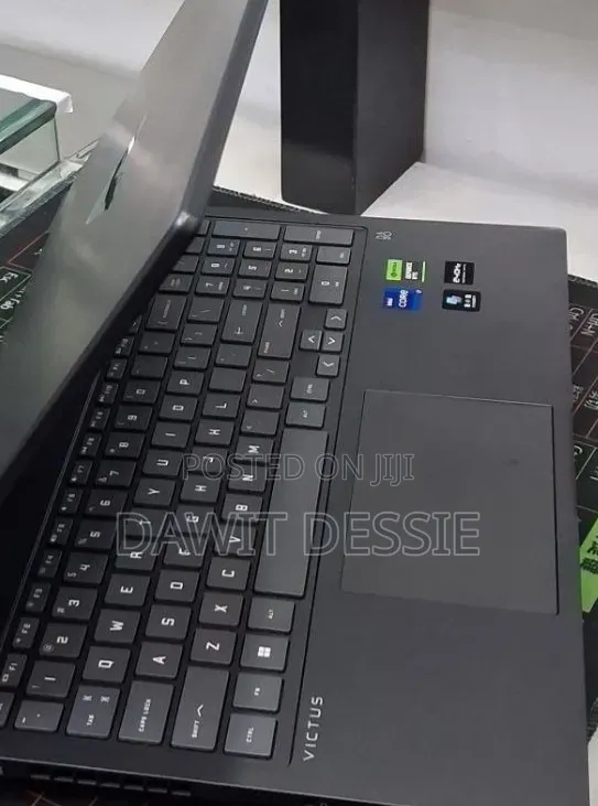New Laptop HP 16GB Intel Core i7 SSD 1T
