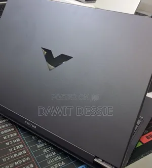 New Laptop HP 16GB Intel Core i7 SSD 1T