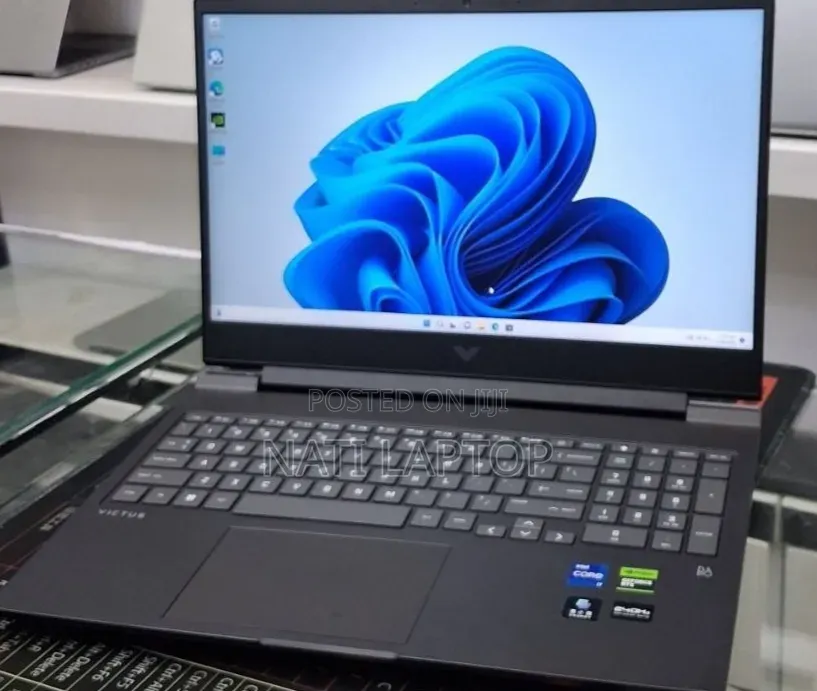New Laptop HP Victus 16 16GB Intel Core i7 SSD 1T