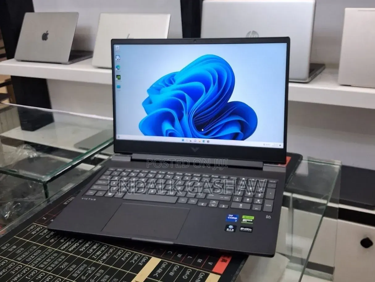 New Laptop HP Victus 15 16GB Intel Core i7 SSD 1T