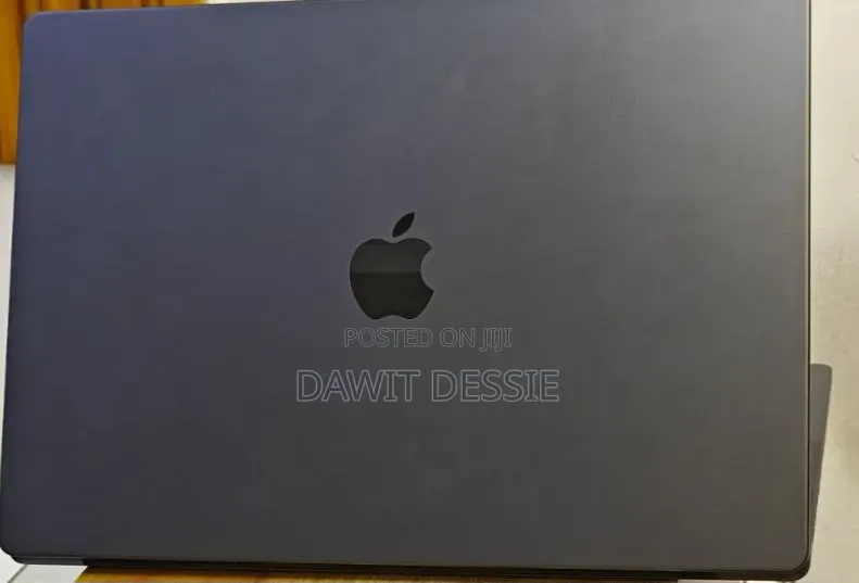 New Apple MacBook Pro 2023 M3 Pro 16-inch 36GB Apple M3 SSD 512GB