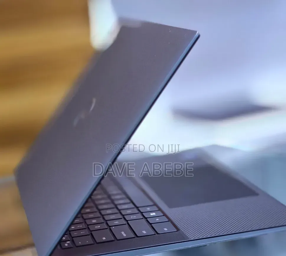 New Laptop Dell 16GB Intel Core i9 SSD 512GB