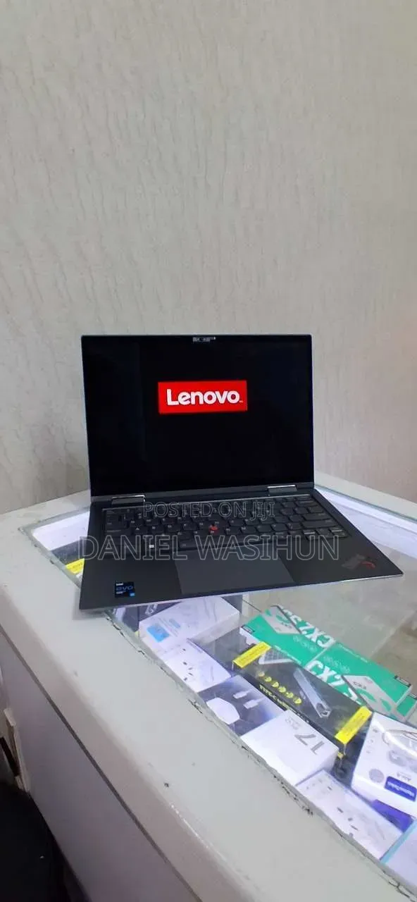 New Laptop Lenovo ThinkPad X1 Yoga 16GB Intel Core i7 SSD 512GB