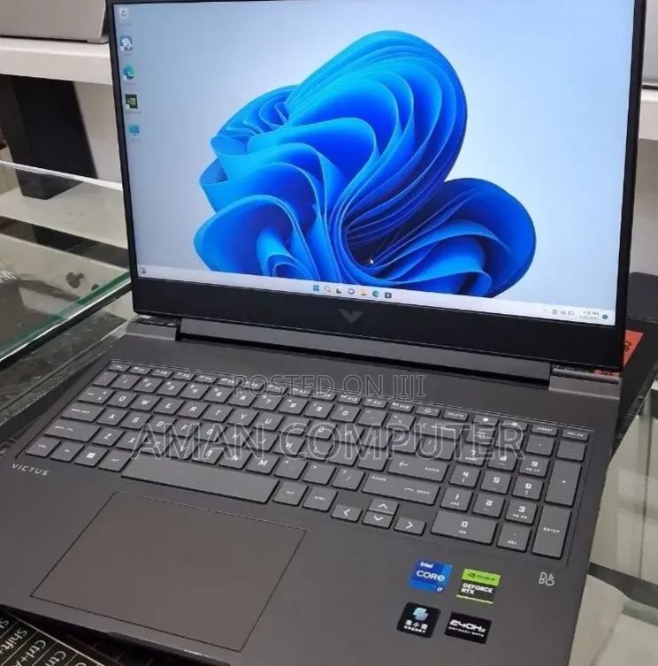 New Laptop HP Victus 16 16GB Intel Core i7 SSD 1T