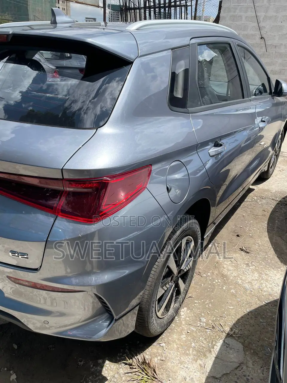 New BYD E2 43 kWh 94 hp FWD 2025 Gray