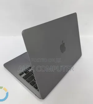 New Laptop Apple MacBook Air 2022 M2 8GB Apple M2 SSD 256GB
