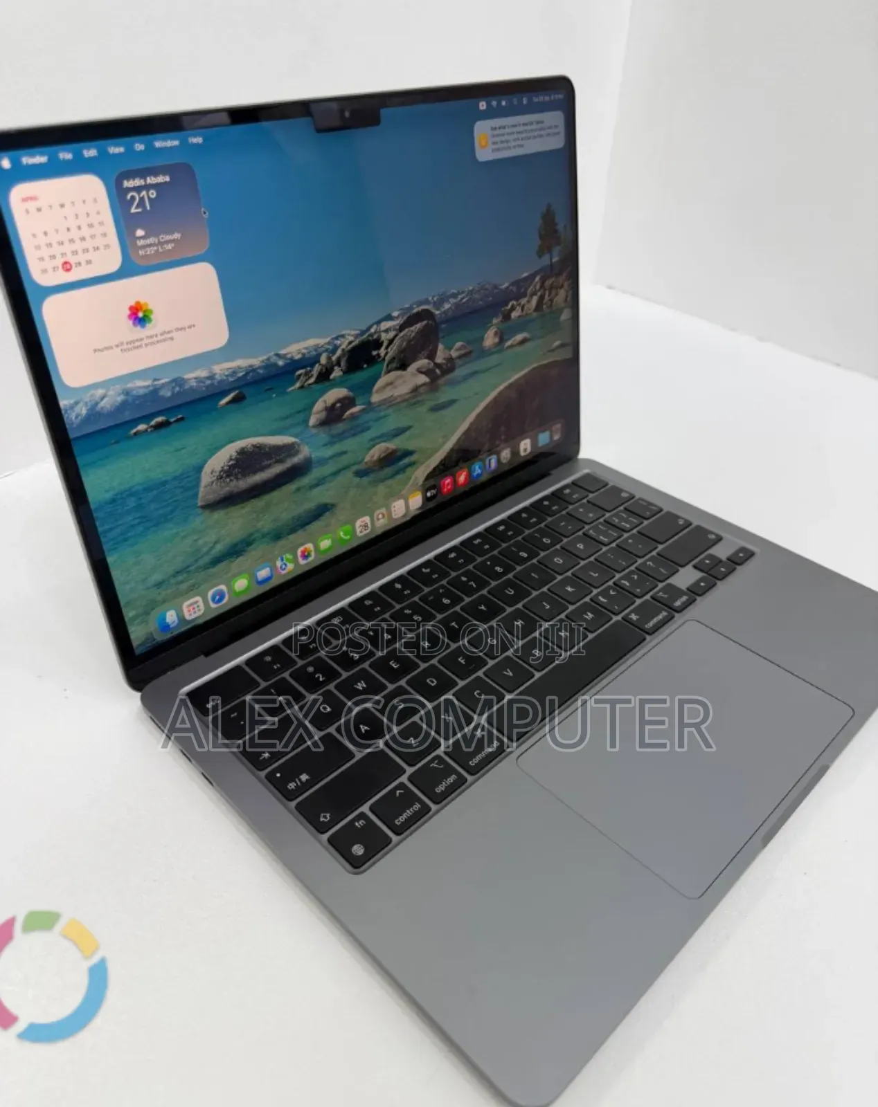 New Laptop Apple MacBook Air 2022 M2 8GB Apple M2 SSD 256GB