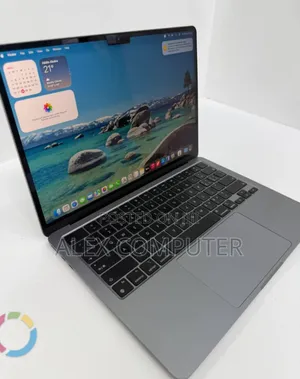 New Laptop Apple MacBook Air 2022 M2 8GB Apple M2 SSD 256GB