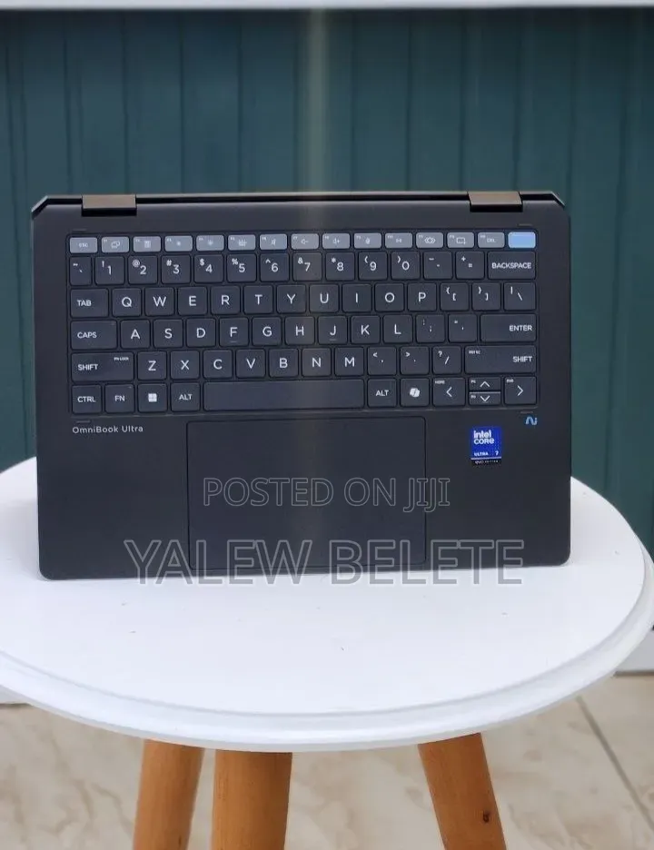 New Laptop HP OmniBook Ultra Flip 14" 16GB Intel Core Ultra 7 SSD 1T