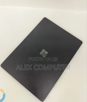 New Laptop Microsoft Surface Laptop 5 16GB Intel Core i7 SSD 256GB