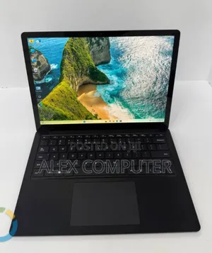 New Laptop Microsoft Surface Laptop 5 16GB Intel Core i7 SSD 256GB