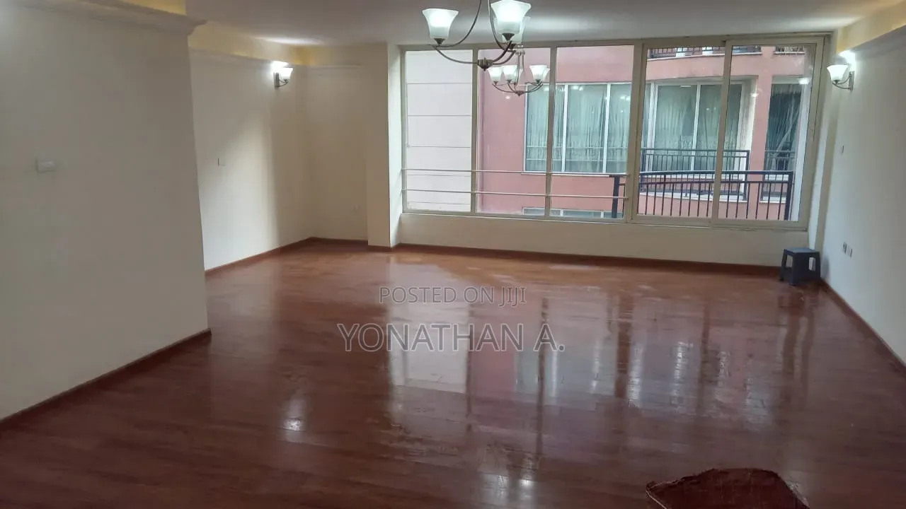 4bdrm Apartment in Tracon Real Estate, Nifas Silk-Lafto for rent