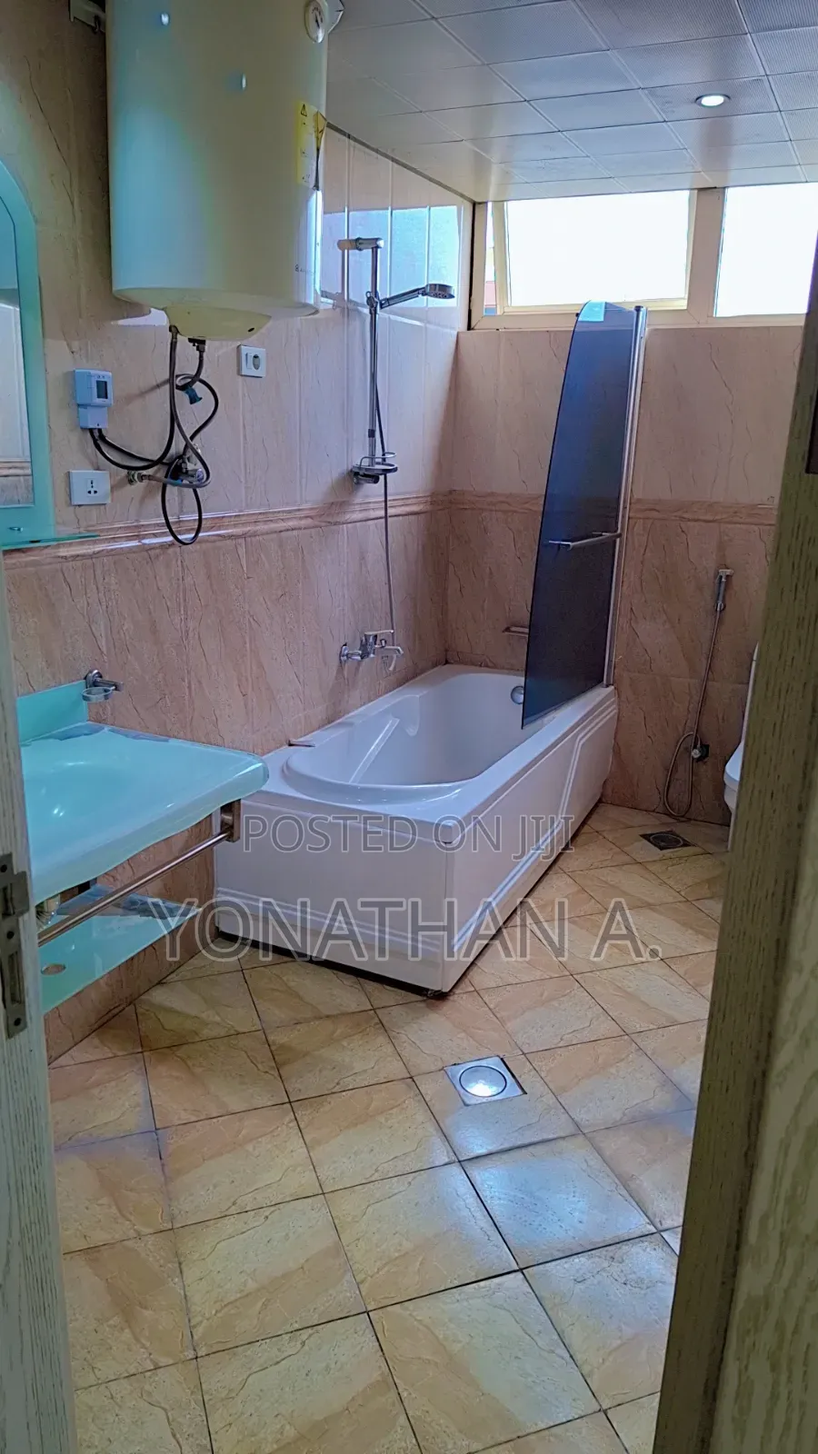 4bdrm Apartment in Tracon Real Estate, Nifas Silk-Lafto for rent