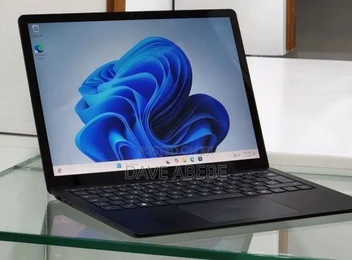 New Laptop Microsoft Surface Laptop 4 16GB Intel Core i7 SSD 512GB
