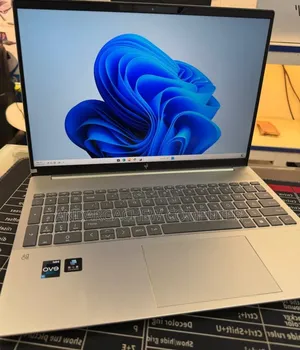 New Laptop HP Pavilion 13 16GB Intel Core i7 SSD 1T