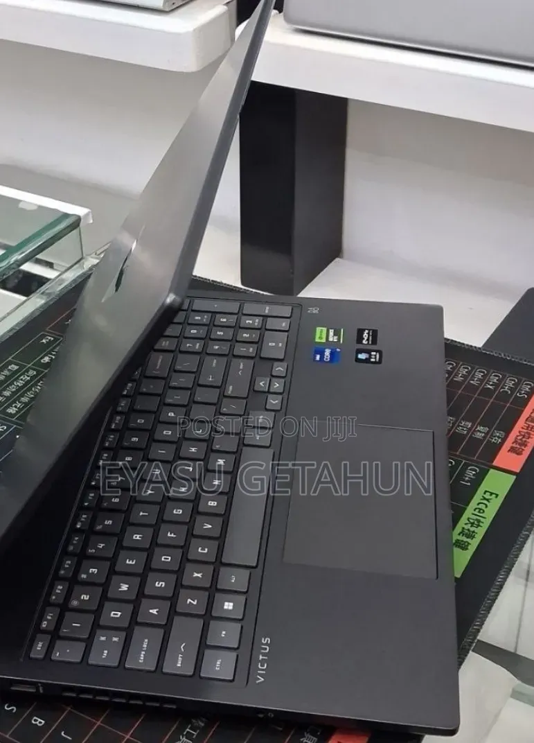 New Laptop HP Victus 16 16GB Intel Core i7 SSD 1T