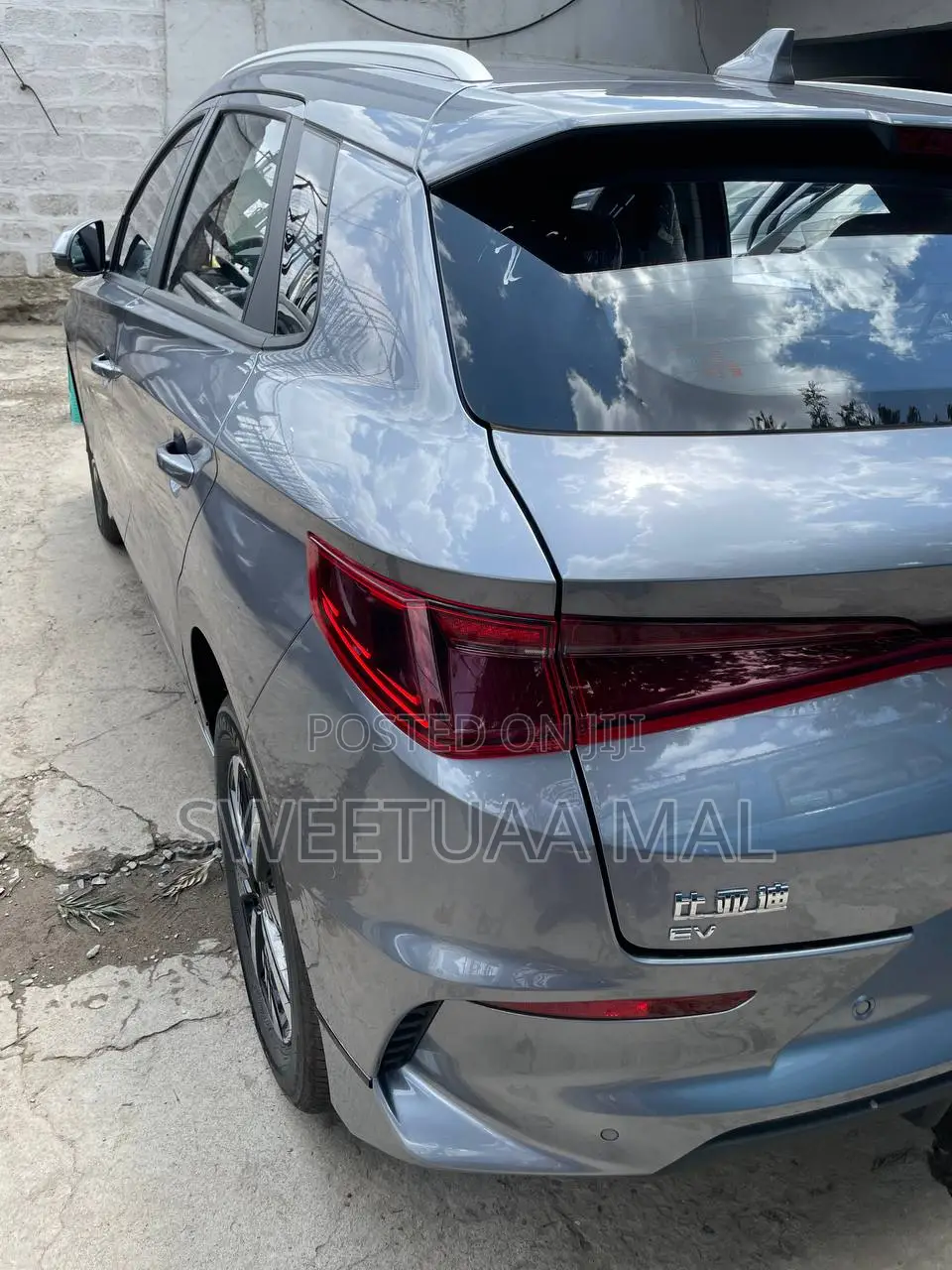 New BYD E2 43 kWh 94 hp FWD 2025 Gray